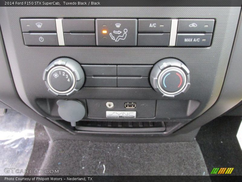 Tuxedo Black / Black 2014 Ford F150 STX SuperCab