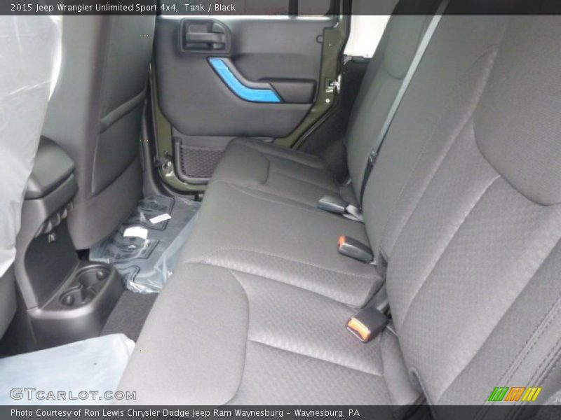 Tank / Black 2015 Jeep Wrangler Unlimited Sport 4x4