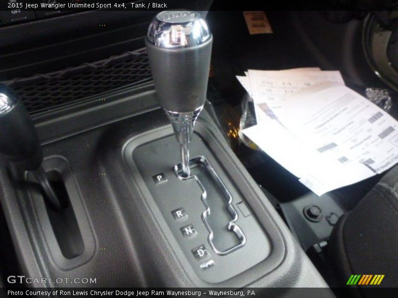 Tank / Black 2015 Jeep Wrangler Unlimited Sport 4x4