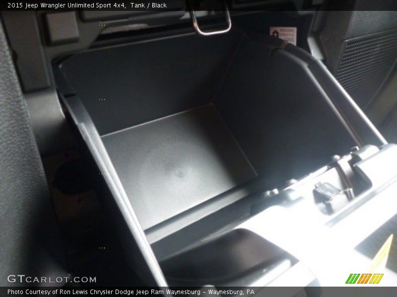 Tank / Black 2015 Jeep Wrangler Unlimited Sport 4x4