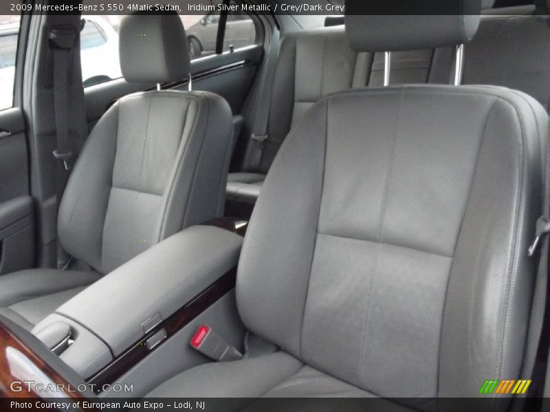 Iridium Silver Metallic / Grey/Dark Grey 2009 Mercedes-Benz S 550 4Matic Sedan