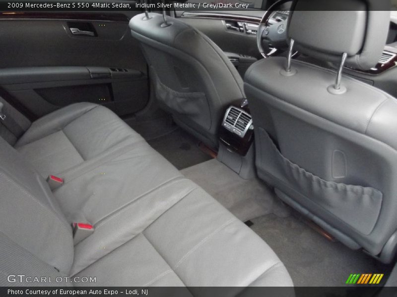 Iridium Silver Metallic / Grey/Dark Grey 2009 Mercedes-Benz S 550 4Matic Sedan