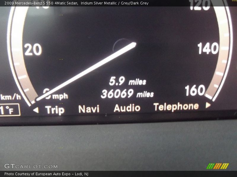 Iridium Silver Metallic / Grey/Dark Grey 2009 Mercedes-Benz S 550 4Matic Sedan