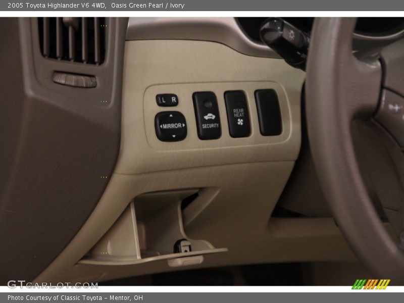 Controls of 2005 Highlander V6 4WD