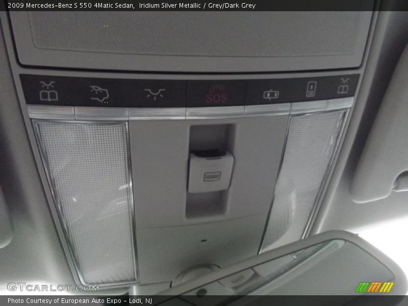Iridium Silver Metallic / Grey/Dark Grey 2009 Mercedes-Benz S 550 4Matic Sedan