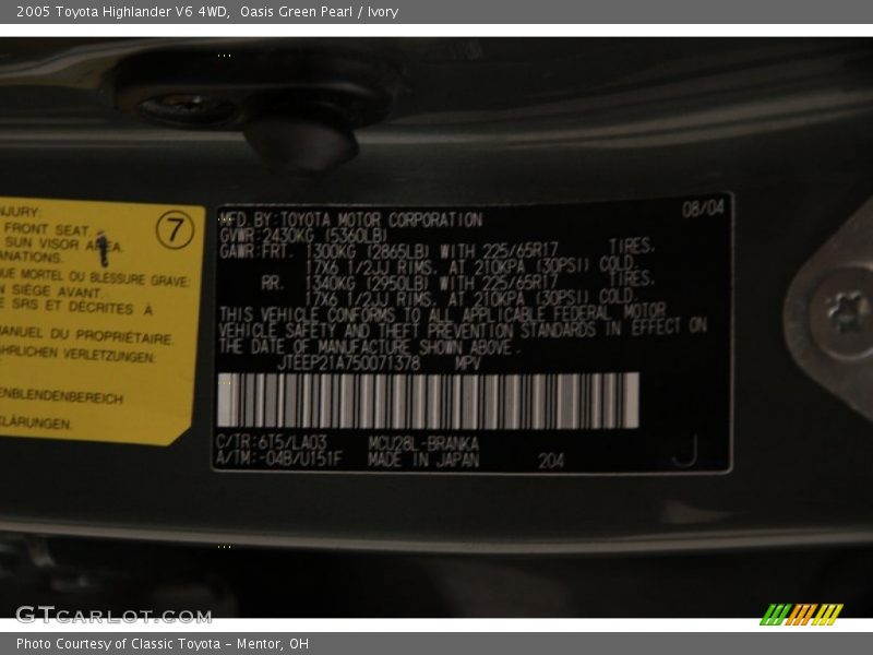 Oasis Green Pearl / Ivory 2005 Toyota Highlander V6 4WD