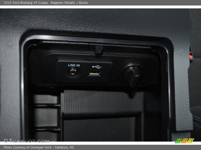 Magnetic Metallic / Ebony 2015 Ford Mustang V6 Coupe
