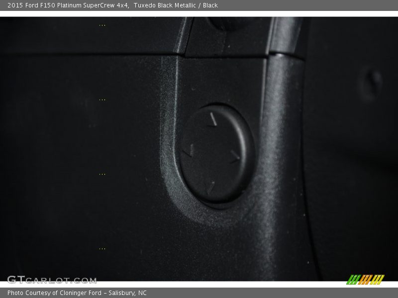 Tuxedo Black Metallic / Black 2015 Ford F150 Platinum SuperCrew 4x4