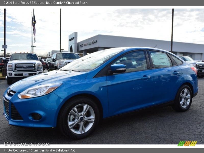 Blue Candy / Charcoal Black 2014 Ford Focus SE Sedan