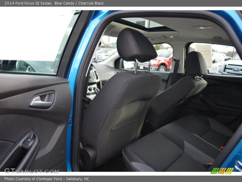 Blue Candy / Charcoal Black 2014 Ford Focus SE Sedan
