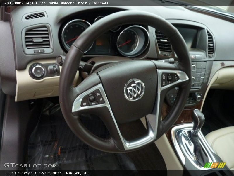 White Diamond Tricoat / Cashmere 2013 Buick Regal Turbo