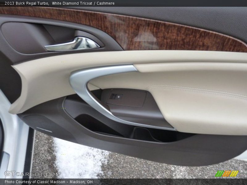 White Diamond Tricoat / Cashmere 2013 Buick Regal Turbo