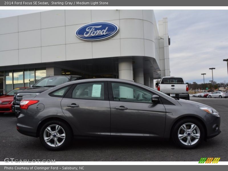 Sterling Gray / Medium Light Stone 2014 Ford Focus SE Sedan