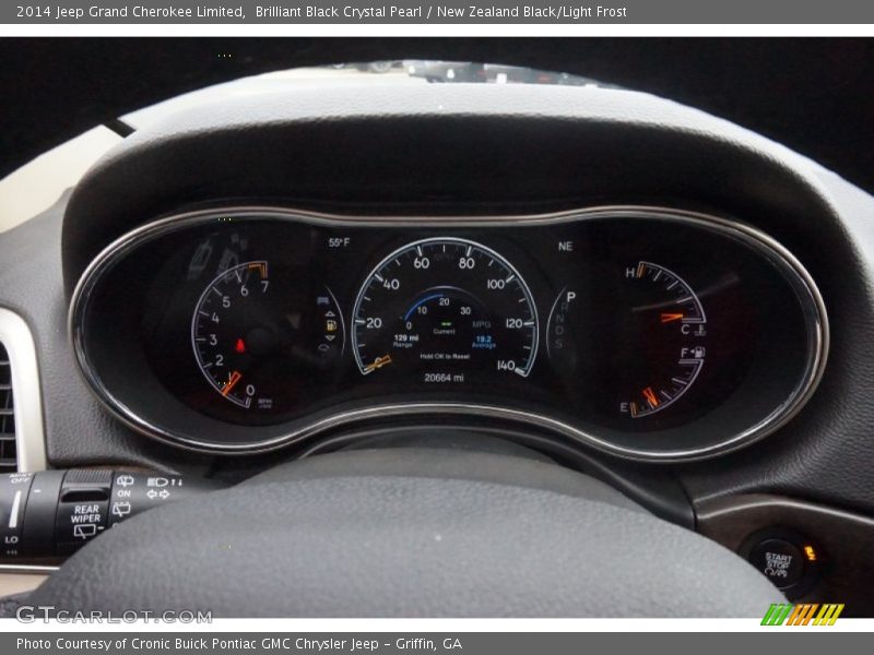 Brilliant Black Crystal Pearl / New Zealand Black/Light Frost 2014 Jeep Grand Cherokee Limited