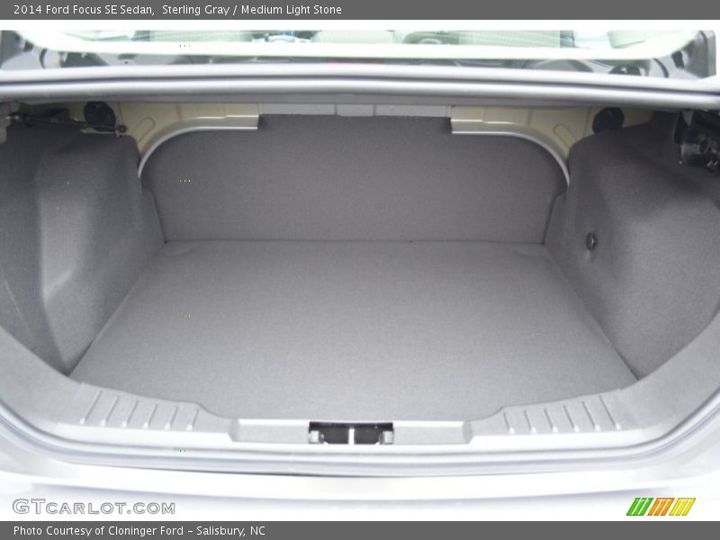 Sterling Gray / Medium Light Stone 2014 Ford Focus SE Sedan