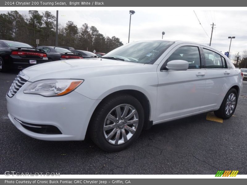 Bright White / Black 2014 Chrysler 200 Touring Sedan