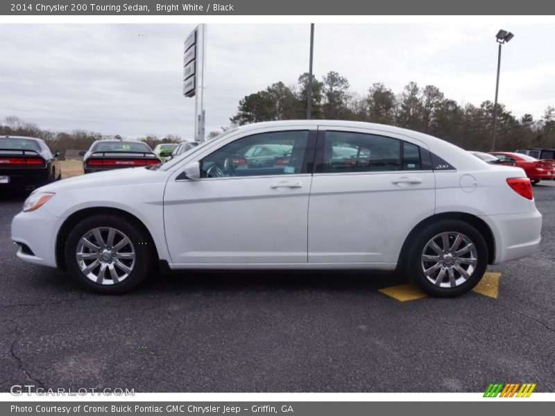 Bright White / Black 2014 Chrysler 200 Touring Sedan