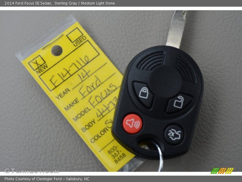Sterling Gray / Medium Light Stone 2014 Ford Focus SE Sedan