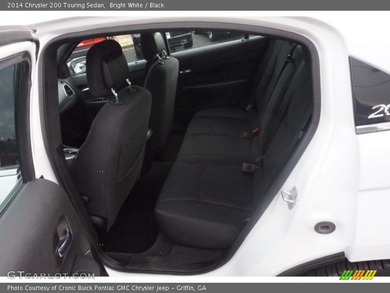 Bright White / Black 2014 Chrysler 200 Touring Sedan
