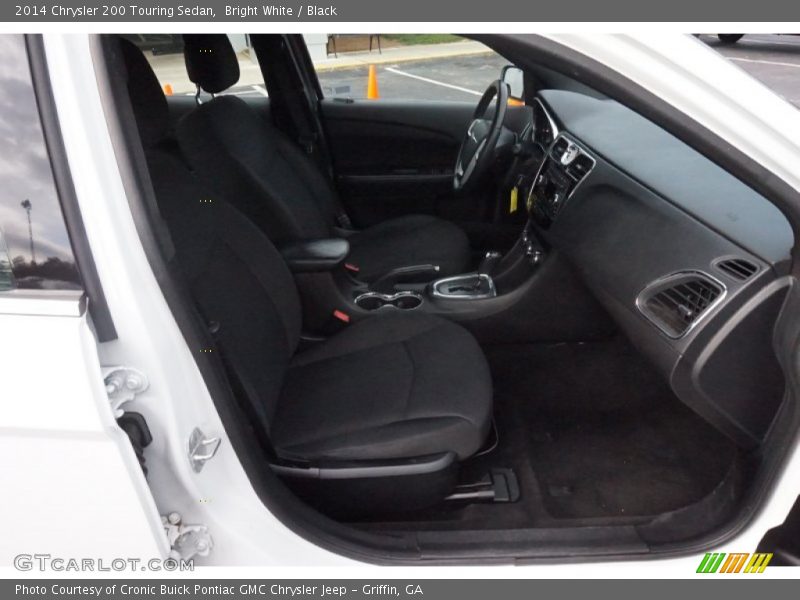 Bright White / Black 2014 Chrysler 200 Touring Sedan