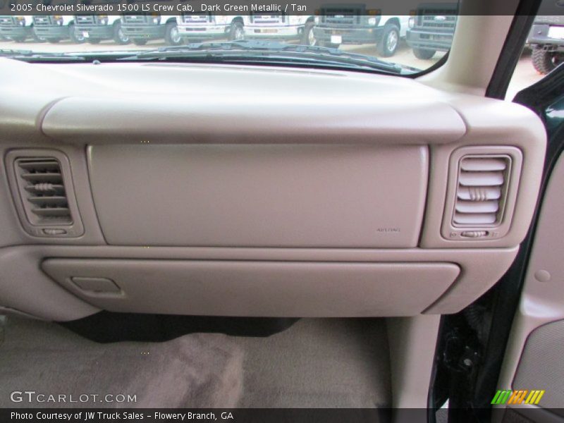 Dark Green Metallic / Tan 2005 Chevrolet Silverado 1500 LS Crew Cab