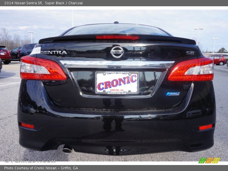 Super Black / Charcoal 2014 Nissan Sentra SR