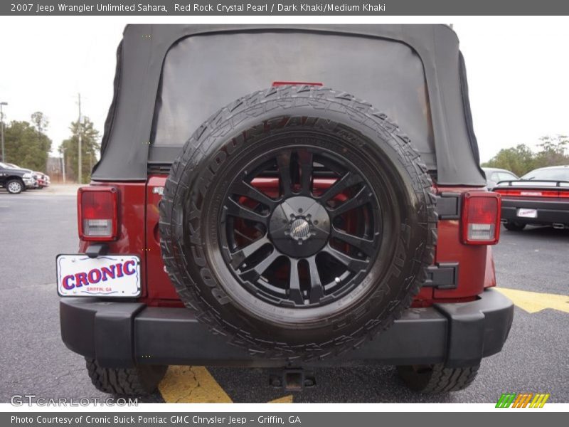 Red Rock Crystal Pearl / Dark Khaki/Medium Khaki 2007 Jeep Wrangler Unlimited Sahara