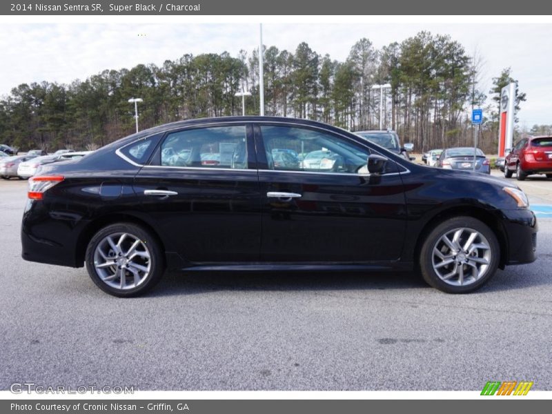 Super Black / Charcoal 2014 Nissan Sentra SR