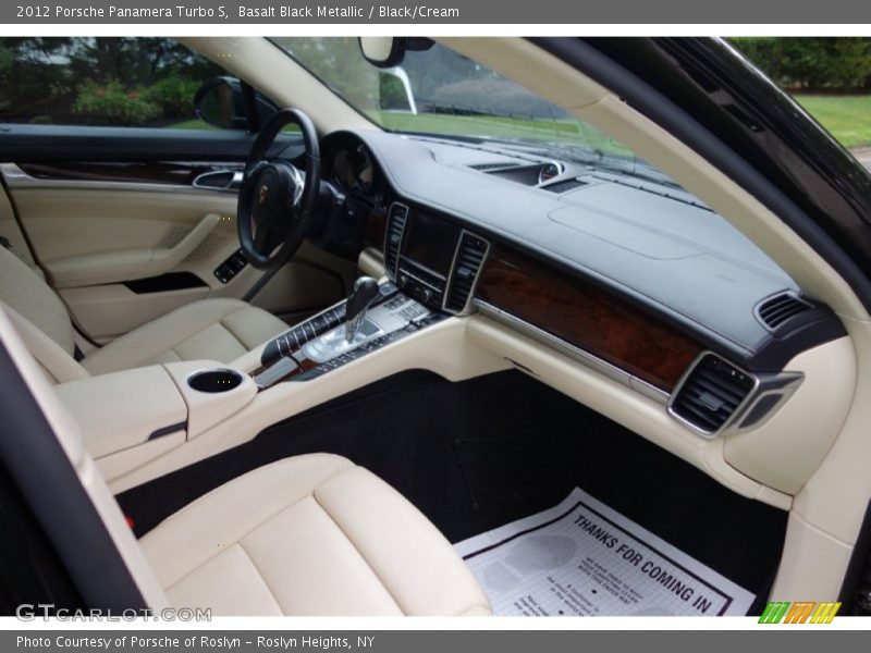 Dashboard of 2012 Panamera Turbo S