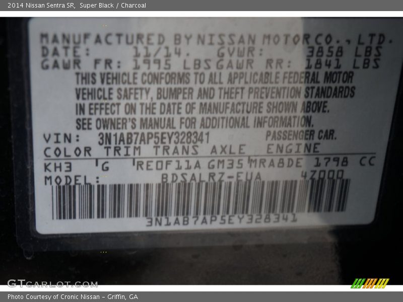 Super Black / Charcoal 2014 Nissan Sentra SR