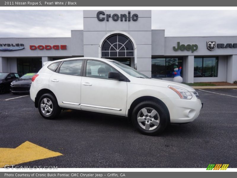 Pearl White / Black 2011 Nissan Rogue S