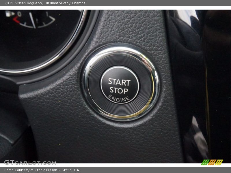 Brilliant Silver / Charcoal 2015 Nissan Rogue SV