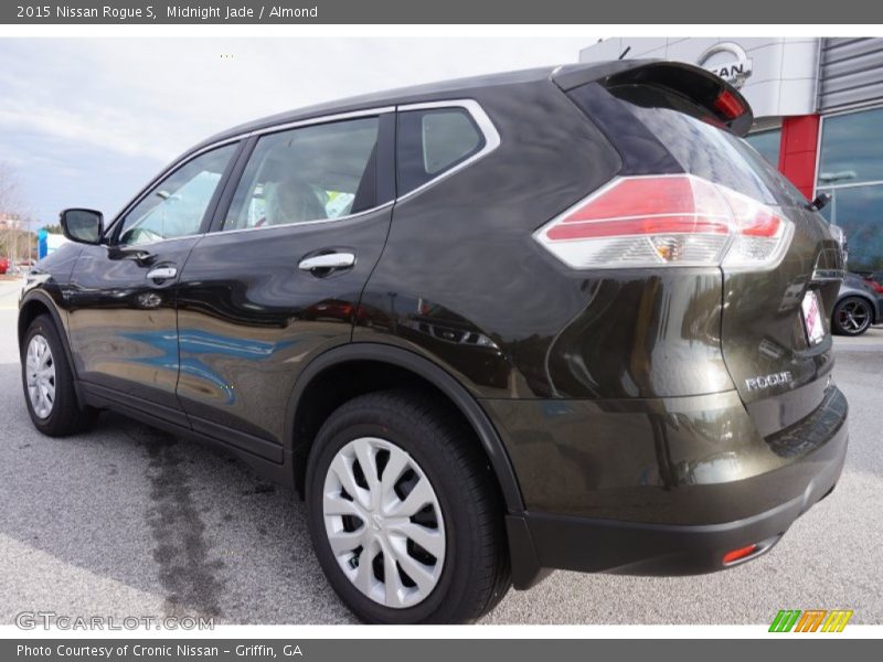 Midnight Jade / Almond 2015 Nissan Rogue S