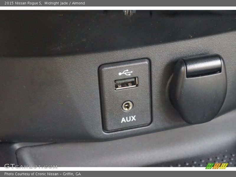 Midnight Jade / Almond 2015 Nissan Rogue S