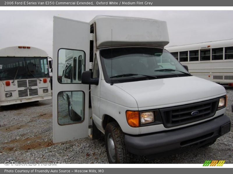 Oxford White / Medium Flint Grey 2006 Ford E Series Van E350 Commercial Extended