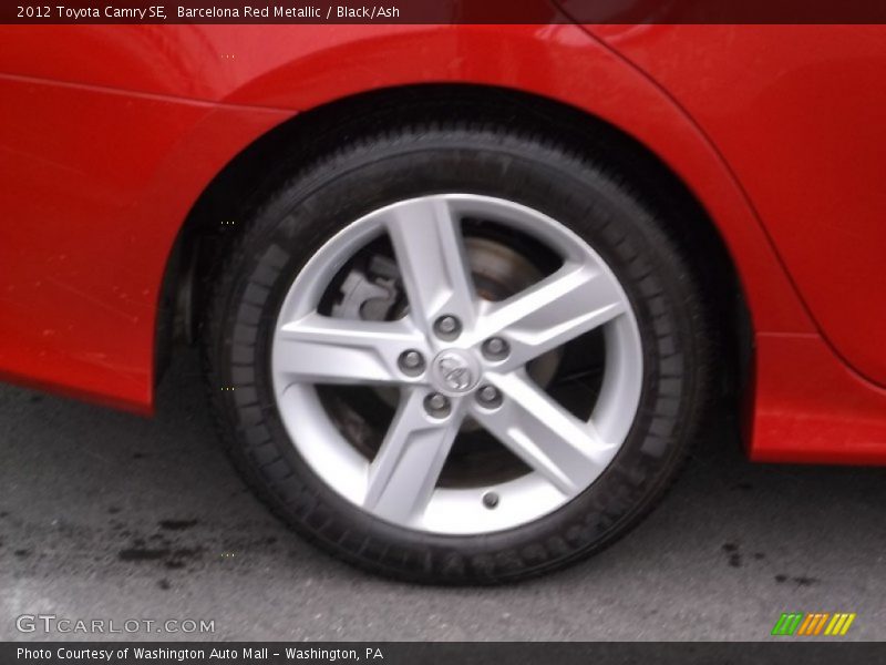 Barcelona Red Metallic / Black/Ash 2012 Toyota Camry SE