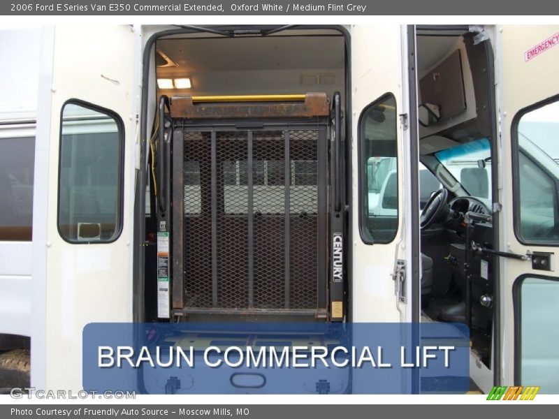 Oxford White / Medium Flint Grey 2006 Ford E Series Van E350 Commercial Extended