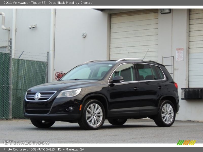 Deep Black Metallic / Charcoal 2011 Volkswagen Tiguan SE