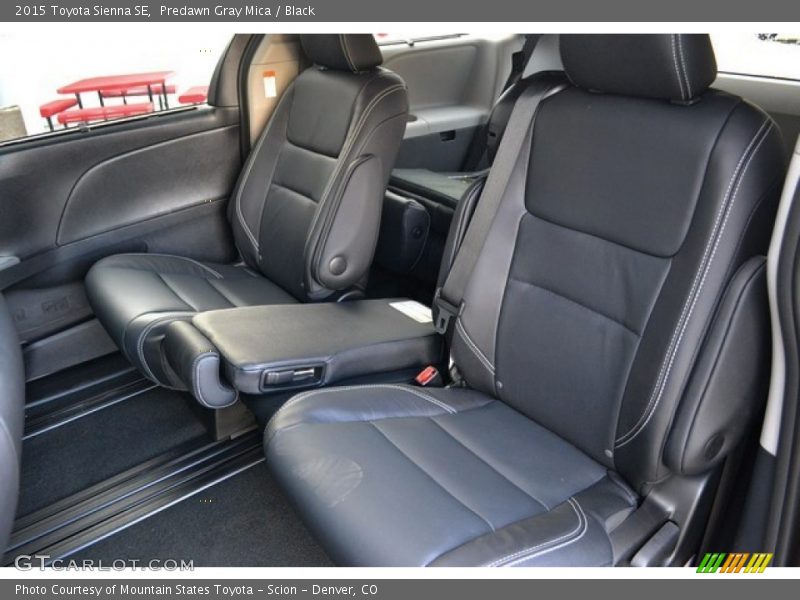 Predawn Gray Mica / Black 2015 Toyota Sienna SE