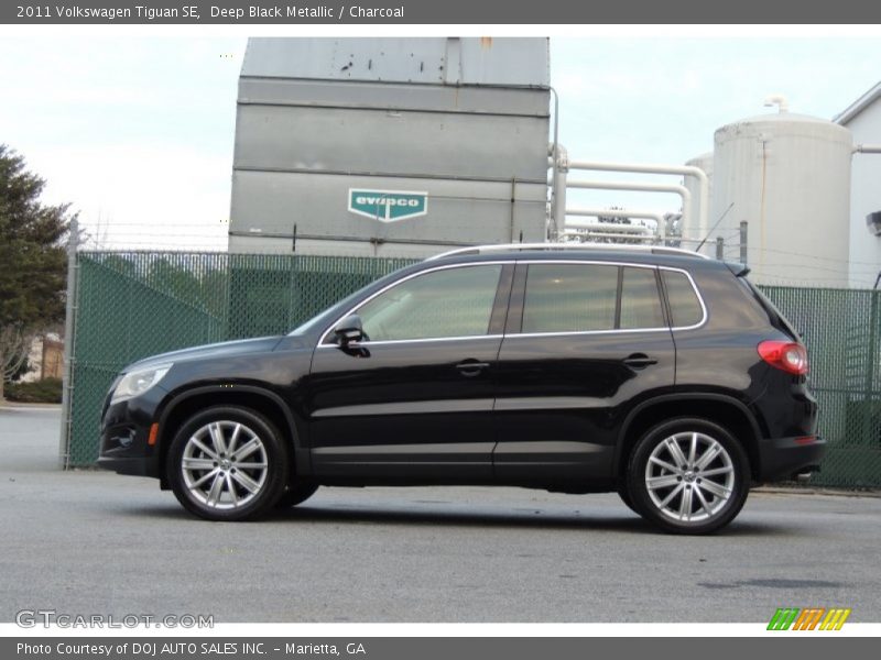 Deep Black Metallic / Charcoal 2011 Volkswagen Tiguan SE