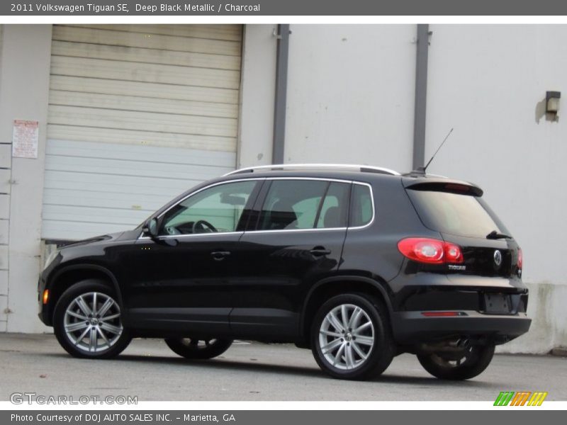Deep Black Metallic / Charcoal 2011 Volkswagen Tiguan SE