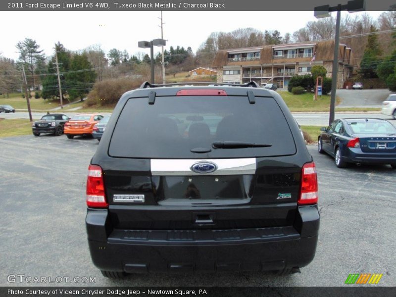 Tuxedo Black Metallic / Charcoal Black 2011 Ford Escape Limited V6 4WD