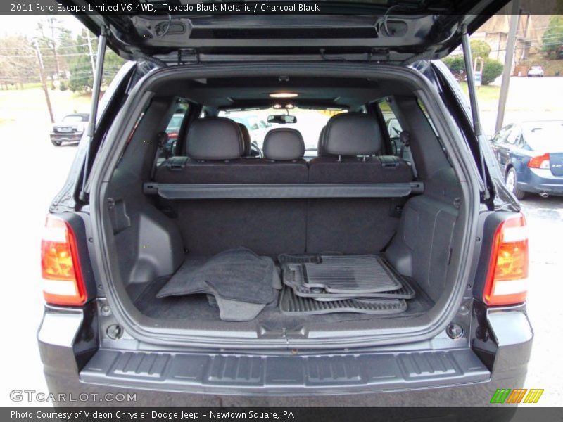 Tuxedo Black Metallic / Charcoal Black 2011 Ford Escape Limited V6 4WD