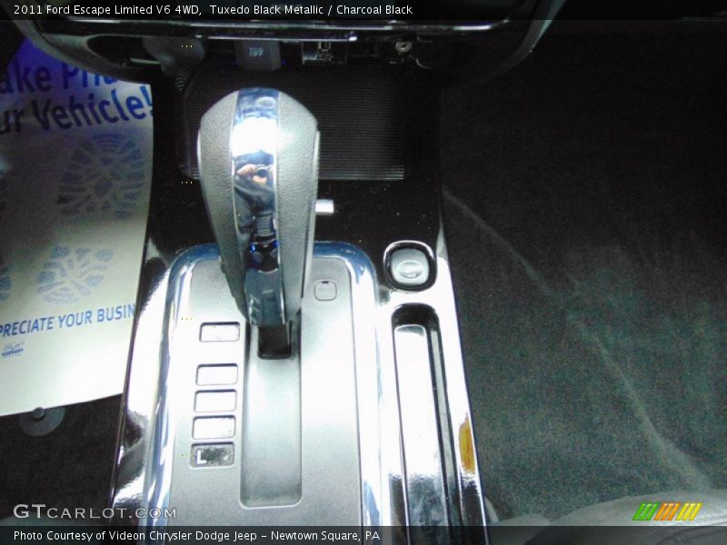 Tuxedo Black Metallic / Charcoal Black 2011 Ford Escape Limited V6 4WD