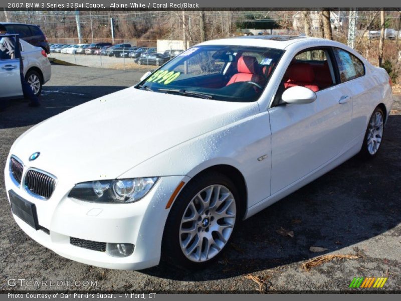 Front 3/4 View of 2007 3 Series 328xi Coupe