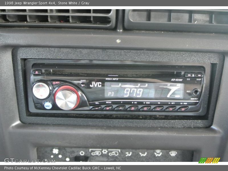 Stone White / Gray 1998 Jeep Wrangler Sport 4x4