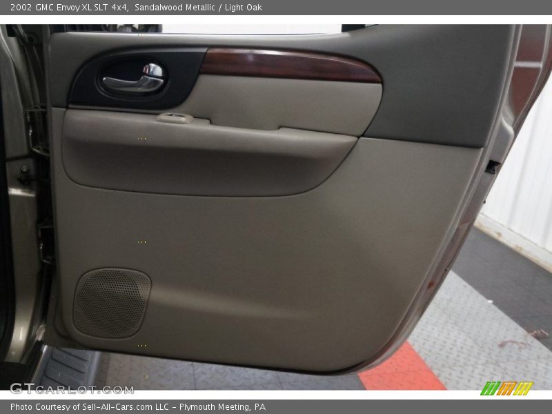 Sandalwood Metallic / Light Oak 2002 GMC Envoy XL SLT 4x4