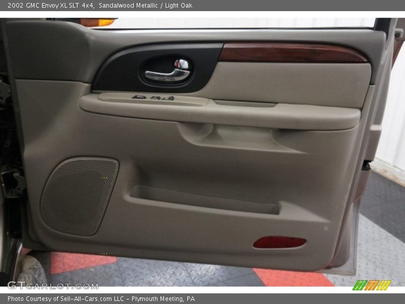 Sandalwood Metallic / Light Oak 2002 GMC Envoy XL SLT 4x4