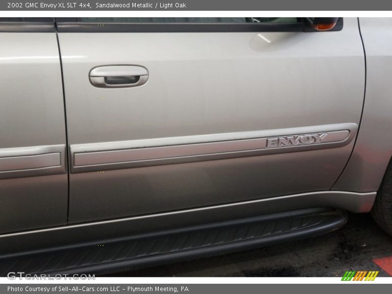 Sandalwood Metallic / Light Oak 2002 GMC Envoy XL SLT 4x4