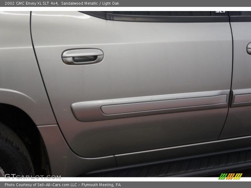 Sandalwood Metallic / Light Oak 2002 GMC Envoy XL SLT 4x4